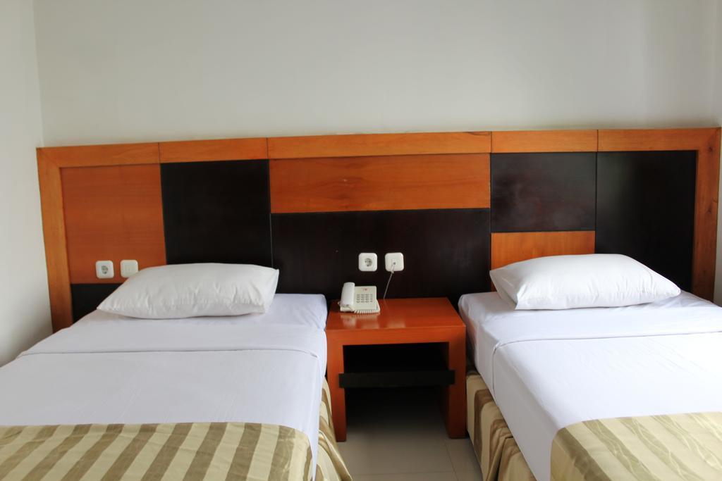 Hotel Grand Karawang Indah Ngoại thất bức ảnh