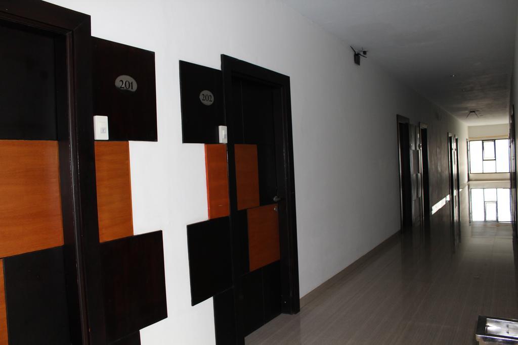 Hotel Grand Karawang Indah Ngoại thất bức ảnh