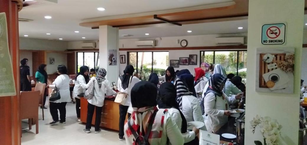 Hotel Grand Karawang Indah Ngoại thất bức ảnh
